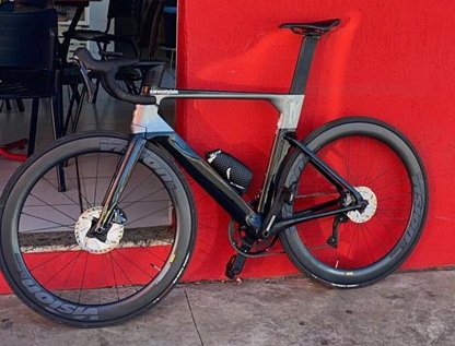‘Maníaco do Facão’ aterroriza ciclistas na SP-147 e rouba bikes