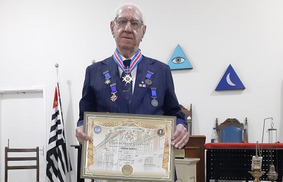 Rubens Samora completa 60 anos de maçonaria e é homenageado
