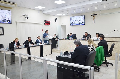 Vereadores aprovam subsídio de até R$ 360 mil por mês para o transporte público