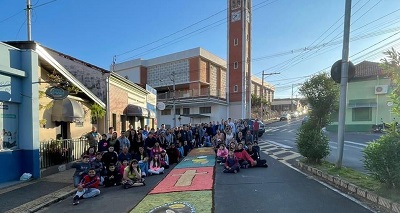 Corpus Christi terá missas, procissão e união entre as paróquias