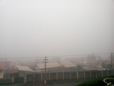 Termômetro chegou a 3,6° e Itapira ‘acorda’ encoberta por neblina