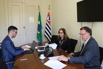 Prefeito apresenta demandas para Secretaria de Educação