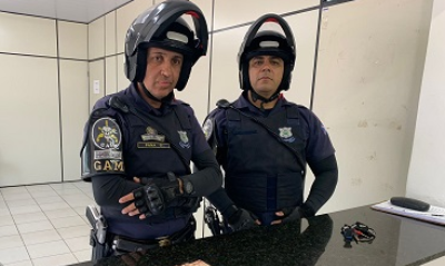 Ivan e Paiva salvam bebê de 1 mês que estava engasgado