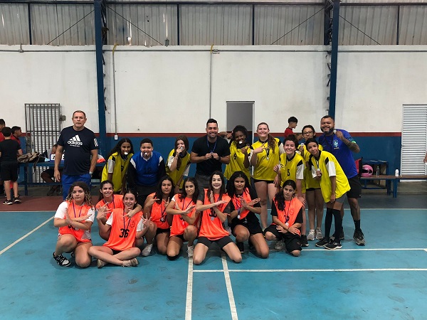 Antonio Caio e Benedito Flores dividem premiação no handebol