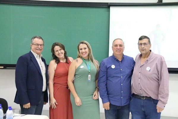 Banco do Povo, Sebrae Aqui e CVT participam de Feira das Profissões
