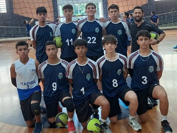 Fim de semana: vôlei masculino vence e feminino perde