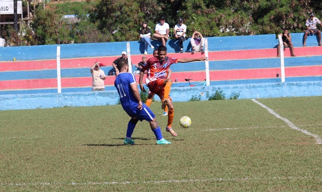 Segunda e Terceira Divisões conhecem finalistas neste domingo