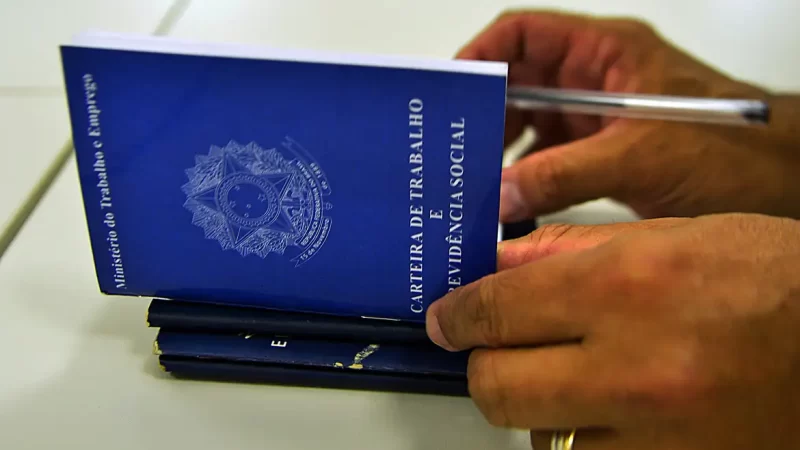 Brasil gera mais de 190 mil empregos em outubro