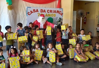 Casa da Criança tem Festa da Família e visita do ‘Bom Velhinho’