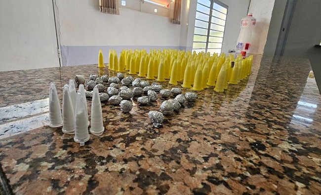 Homem foge e deixa ‘carga’ de drogas pra trás