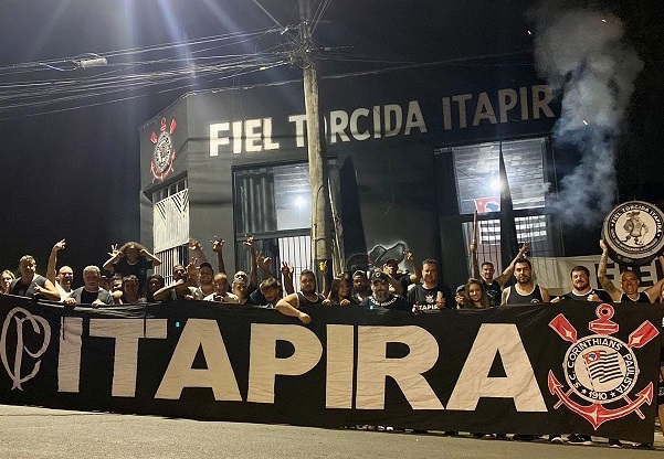 Roda de Samba da ‘Fiel Torcida Itapira’ agita o sabadão