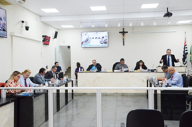 Vereadores aprovam abertura de crédito especial na Saúde