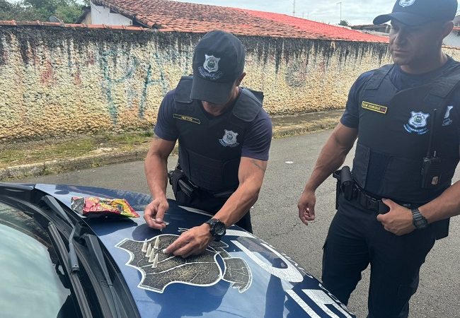 GM atua no Nosso Teto e detém um traficando  