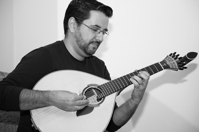 ‘Clássicos em Cena’ apresenta os encantos da Guitarra Portuguesa   