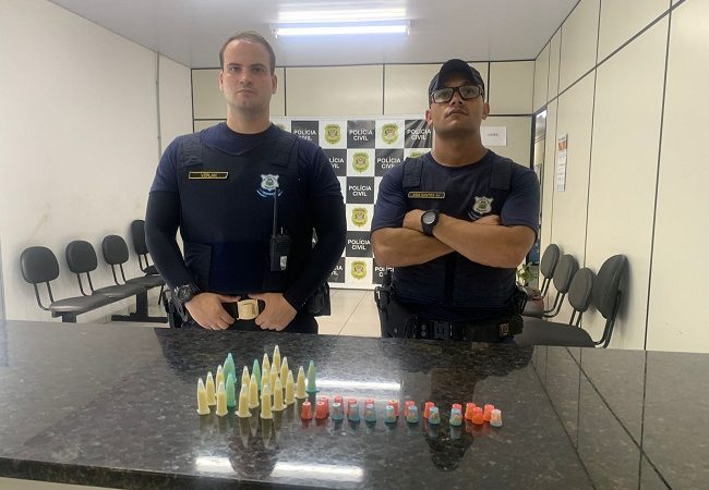 Homem é preso escondendo cocaína na boca