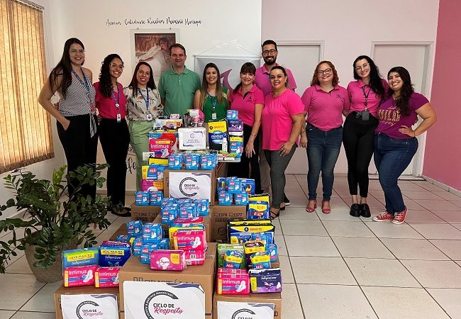 Laboratório Cristália realiza doação de produtos de higiene ao CREM