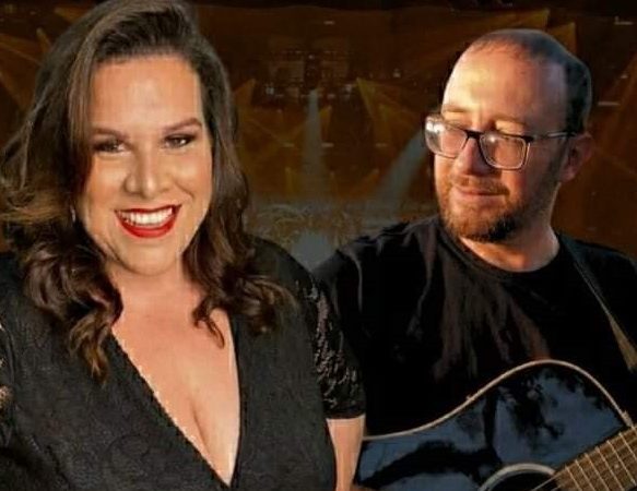 Hoje é dia de Carol Marques no programa do Rodrigo Faro, na Record
