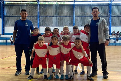 Gurizada do futsal Sub 8 participa de festival