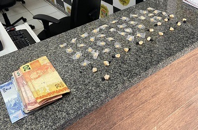 Homem é preso na Praça Pedro Lopes acusado de tráfico