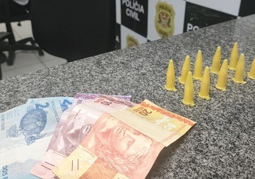 ‘Garoto de programa’ meia boca é preso traficando drogas