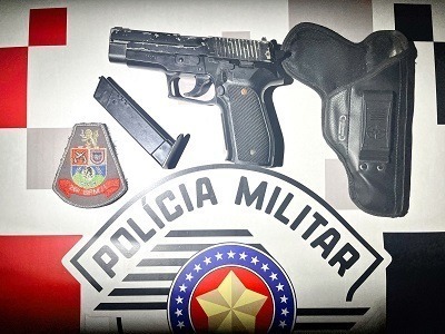 Vigilante noturno é pego com arma ‘fake’ perto do Parque