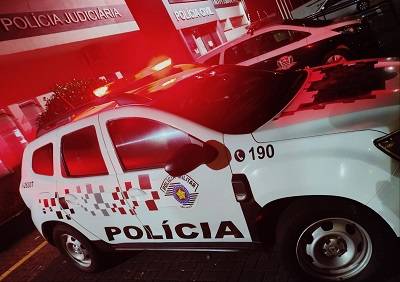 ‘Nero Enciumado’ tenta queimar moto da amásia, ameaça com faca e vai preso