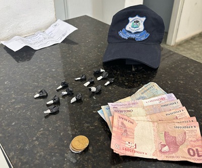Traficante é preso com a boca cheia de pedras de crack