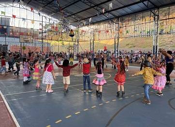 Escolas municipais iniciam programação das tradicionais festas juninas