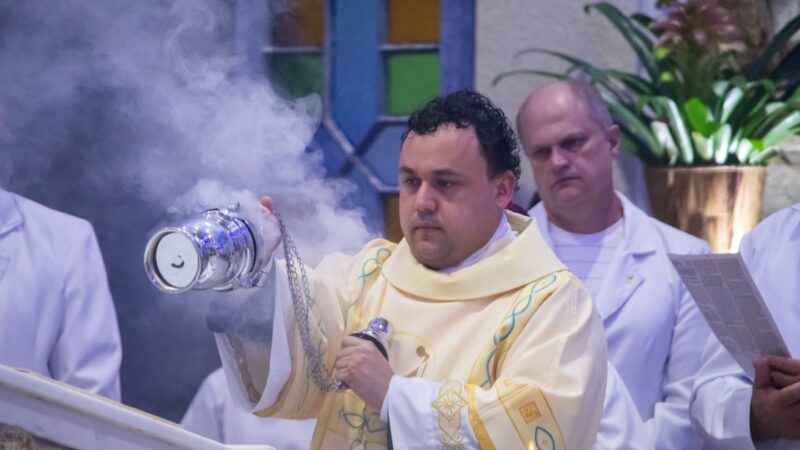 Juliano Amaral será ordenado padre em celebração inédita na Paróquia Santa Rita