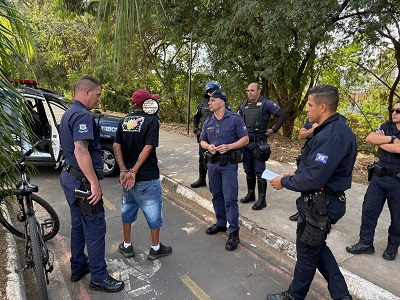 Homem procurado pela Justiça é preso na av. dos Italianos