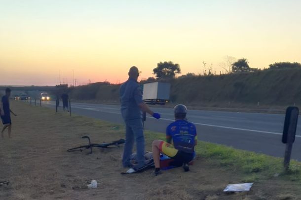 Adolescente morre atropelado durante brincadeira com pipa na rodovia SP-147
