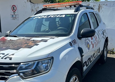 Mulher procurada por homicídio em acidente de trânsito é capturada