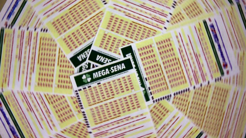 Mega-Sena acumula e pode pagar R$ 27 milhões sábado
