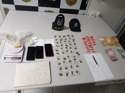 Casal é preso por tráfico após abordagem do GAM na Praça Bernardino