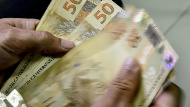 Caixa Federal começa a pagar Bolsa Família de maio