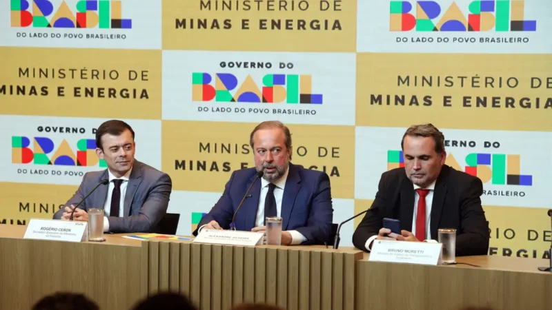 Governo cria subsídio de até R$ 0,89 para segurar preço da gasolina