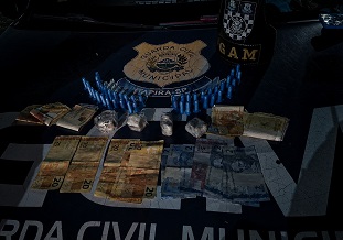 GAM apreende drogas e detém dois durante patrulhamento no Nosso Teto