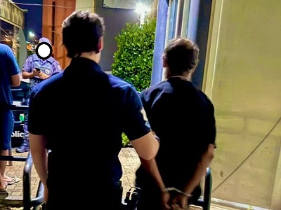 ‘Múmia’ se enrola todinho e acaba preso pela Guarda Municipal  
