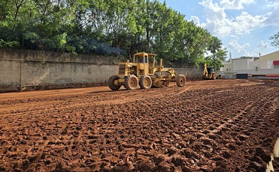 Obras do estacionamento do Complexo da Saúde avançam