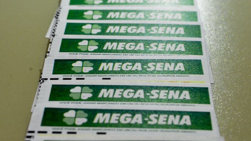 Mega-Sena acumula para R$ 100 milhões; confira os números sorteados